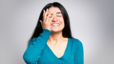 Fenomena Ketawa Sambil Nangis