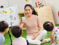 Memilih Sekolah PAUD yang Tepat: Perbedaan antara PAUD, Playgroup, dan Taman Kanak-Kanak