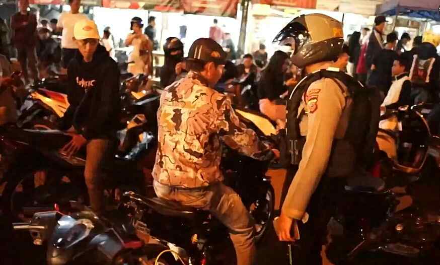 Motor Knalpot Bising