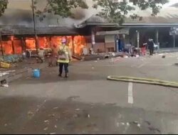 Kebakaran di Terminal Leuwipanjang Bandung, Sejumlah Kios Dilalap Api