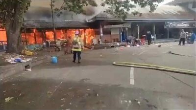 Kebakaran di Terminal Leuwipanjang Bandung, Sejumlah Kios Dilalap Api