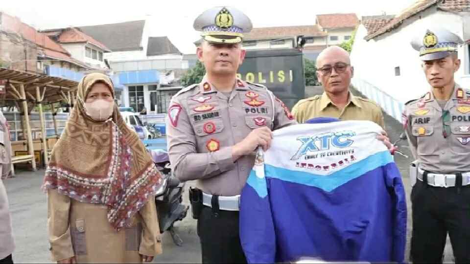 XTC Berulah di Bandung