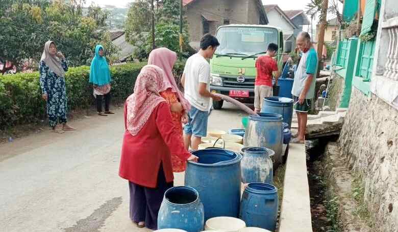 Debit Air di Kabupaten Bandung