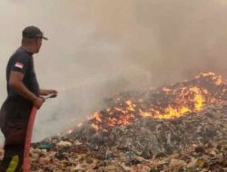 Bantu Jinakan Api di TPA Sarimukti yang Tak Kunjung Padam, Diskar Bandung Kerahkan Tim