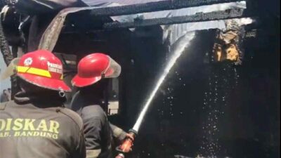 Kebakaran mess karyawan pabrik