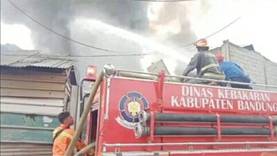 Kebakaran Gudang Plastik Margaasih