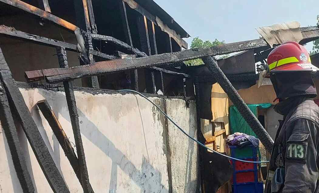 kebakaran rumah di Dayeuhkolot