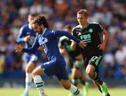 Manchester United Berupaya Memperkuat Pertahanan dengan Pinjaman Marc Cucurella