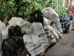 Dampak Kebakaran TPA Sarimukti, 10.000 Ton Sampah di Bandung Belum Terangkut