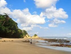 Legenda Karang Nini Pangandaran, Keindahan Alamnya dan Mitos yang Melegenda