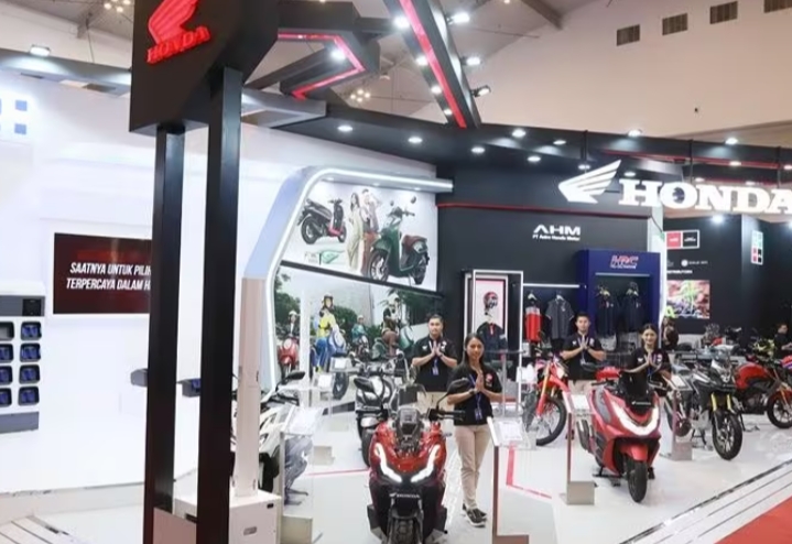 Sepeda Motor Listrik AHM