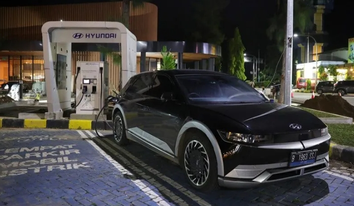 Mobil Listrik Terbaru di Indonesia