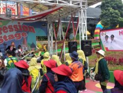 Bertabur Hadiah, Ratusan Guru Ikuti Puncak HUT PGRI Kec Jatinangor Sumedang ke-78