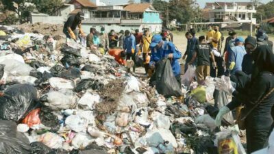 Meski TPA Sarimukti Beroperasi, Ratusan Ton Sampah di Bandung Belum Terbuang