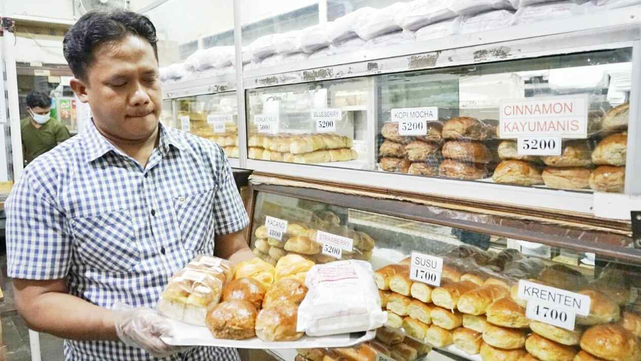 Toko Roti Viral Bandung