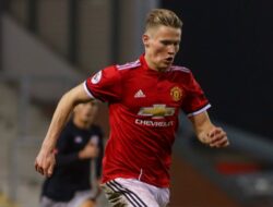 Scott McTominay Menolak Tawaran Fulham: Mengapa Dia Memilih Bertahan di Manchester United?