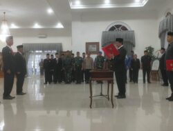 Dua Hari Jelang Berakhir Masa Jabatan, Bupati Sumedang Lantik 3 Pejabat Eselon 2