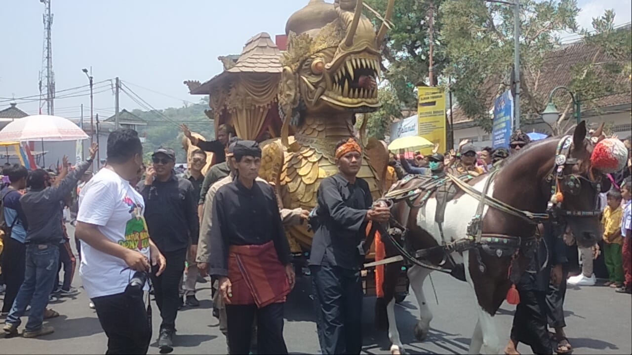 Pelepasan Bupati dan Wabup Sumedang