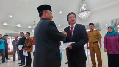 Kades di Sumedang Diberhentikan
