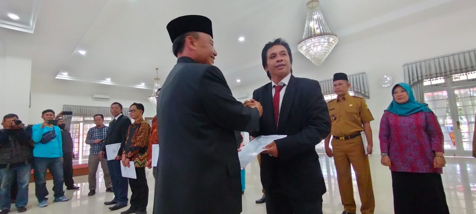 Kades di Sumedang Diberhentikan