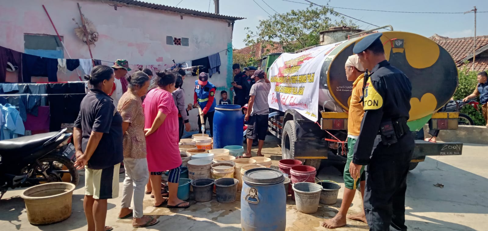 Satbrimob Polda Jabar