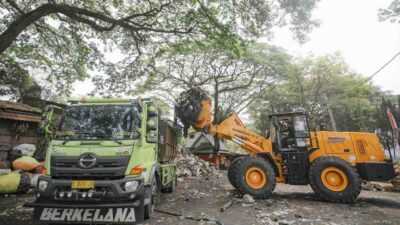DLH Obral Janji Bisa Tuntaskan Masalah Tumpukan Sampah di Bandung