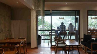 Tempat Ngopi Hits