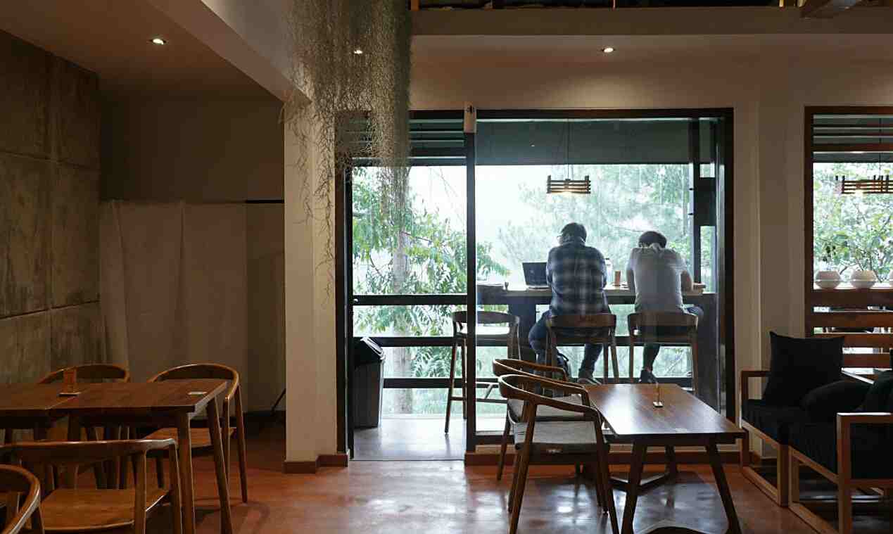Tempat Ngopi Hits