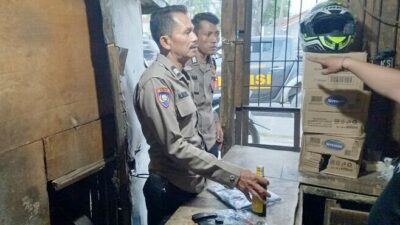Penjual miras