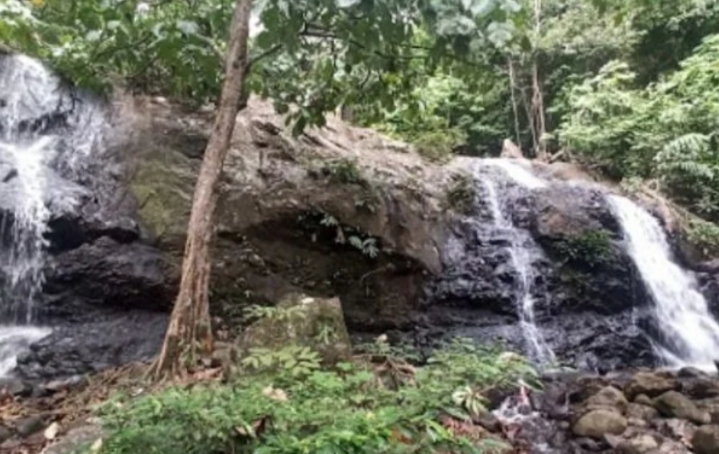 Air Terjun Bajuin Kalimantan Selatan