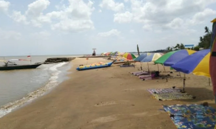 Pantai Takisung di Pelaihari