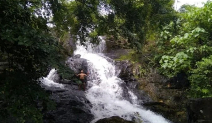 Wisata Air Terjun Hamindrai
