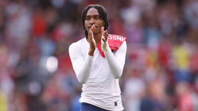 Cedera Lutut Menghantui Pemain Belakang Leeds United, Djed Spence