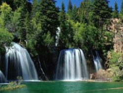 Air Terjun Bajuin: Pesona Alam Banjarmasin, Kalimantan Selatan yang Mengagumkan