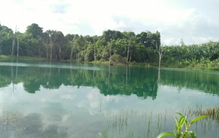 Danau Cermin di Tabalong