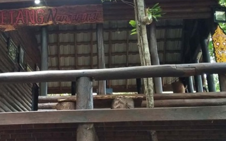 Wisata Rumah Betang Nansarunai