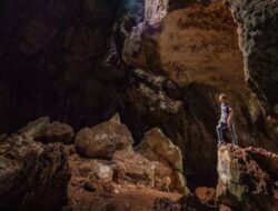 Menjelajahi Keindahan Alam Goa Batu Hapu di Tapin, Kalimantan Selatan
