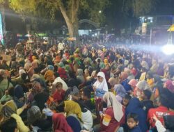 Ribuan Warga di Sumedang Banjiri Gelaran Wayang Golek Giriharja 3 Putra di Alun-alun Situraja