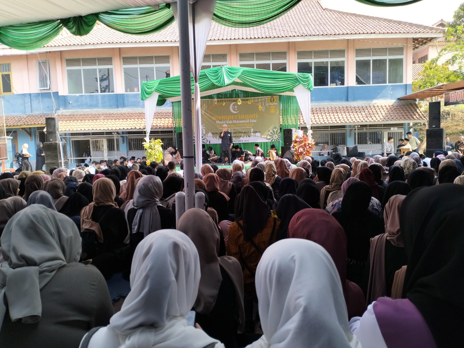 Muludan SMA PGRI Parakanmuncang