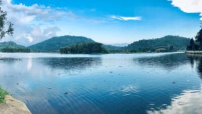 Danau Sebedang: Eksplorasi Kecantikan Wisata Alami di Sambas, Kalimantan Barat