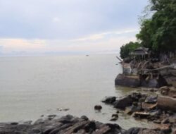 Tanjung Batu, Sambas: Keindahan Pantai yang Memikat di Kalimantan Barat