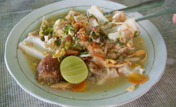 Soto Banjar/(gramedia)