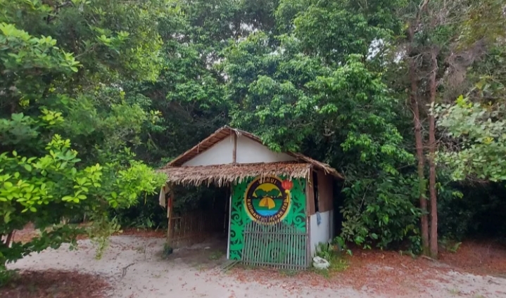 Eduwisata Kalimantan Hutan Itah/(celebesborneo)