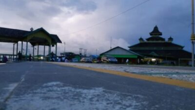 Kampung Beting/(celebesborneo)