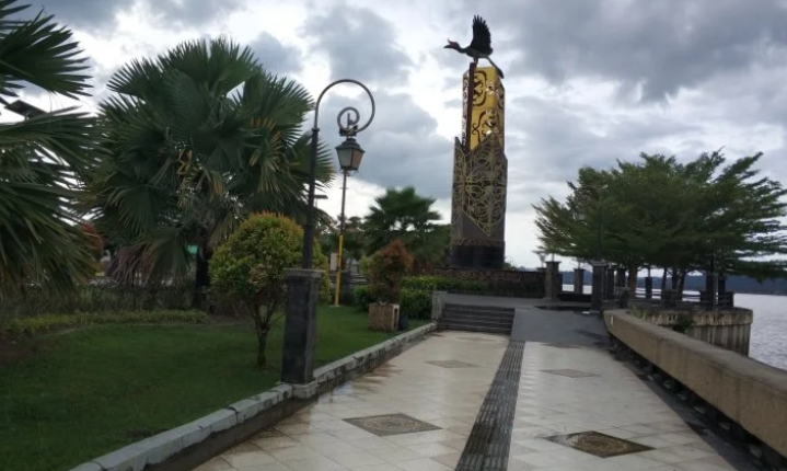 Tugu Cinta Damai