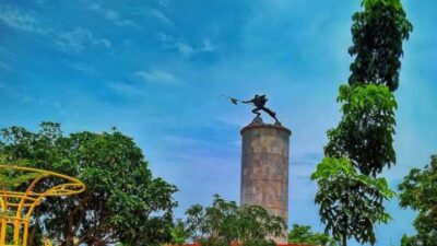 Tugu Perjuangan Indramayu: Keindahan dan Kenyamanan di Jantung Indramayu