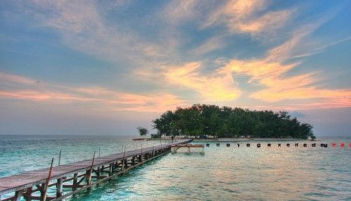 Pulau Panjang/(NativeIndonesia)