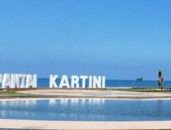 Pantai Kartini di Jepara, Jawa Tengah: Pesona Alam dan Hiburan Keluarga