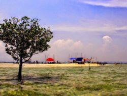 Pesona Wisata Pantai Segajah: Misteri Pulau Terapung di Bontang