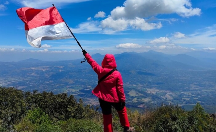 Gunung Tampomas Sumedang